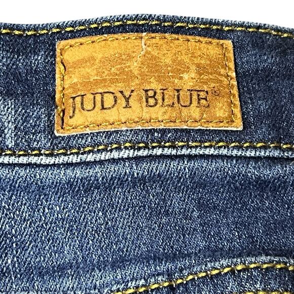 Judy Blue Women 15/32 Blue Relaxed Fit Stretch Whiskered Denim Jeans Medium Wash - Picture 5 of 7